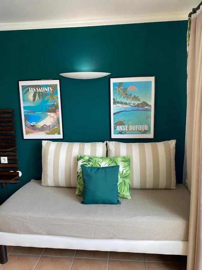 Studio Tropical Avec Vue Mer Dans Une Residence Hoteliere Sainte-Luce Martinique