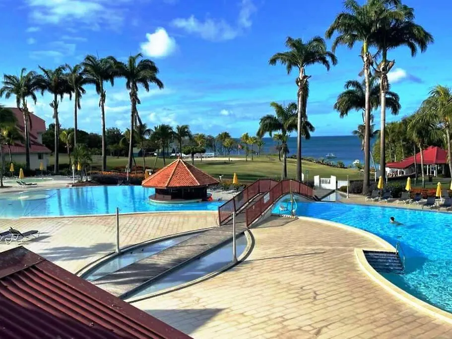 Appartement Studio Tropical Avec Vue Mer Dans Une Residence Hoteliere Sainte-Luce